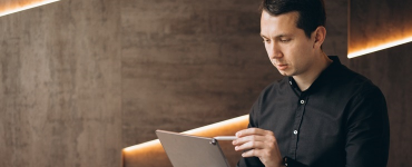 Future-proof your workplace Simplifying workstreams with flexible communications LP